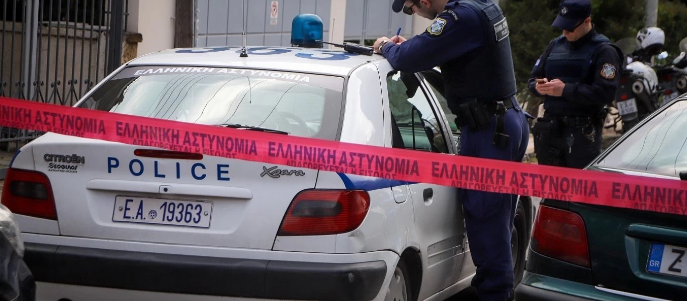 Ηράκλειο - Αδερφή 51χρονου μητροκτόνου: «Τι έκανες ρε Μάνο» - Τη σκότωσε με 20 μαχαιριές